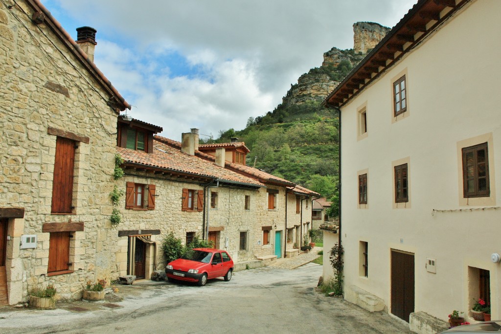 Foto: Vista del pueblo - Valdelateja (Burgos), España