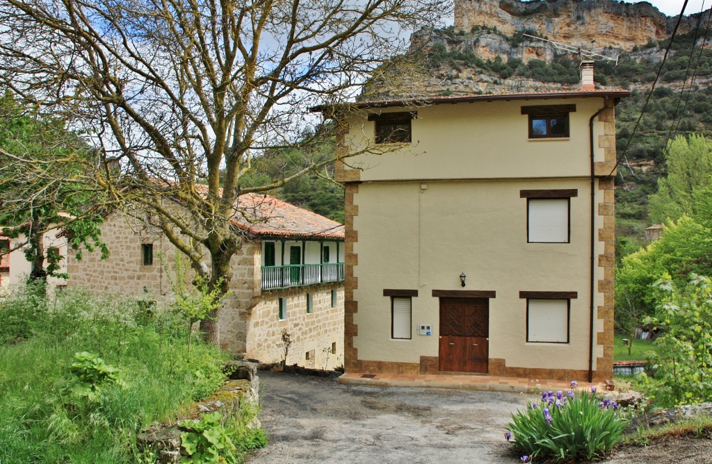 Foto: Vista del pueblo - Valdelateja (Burgos), España