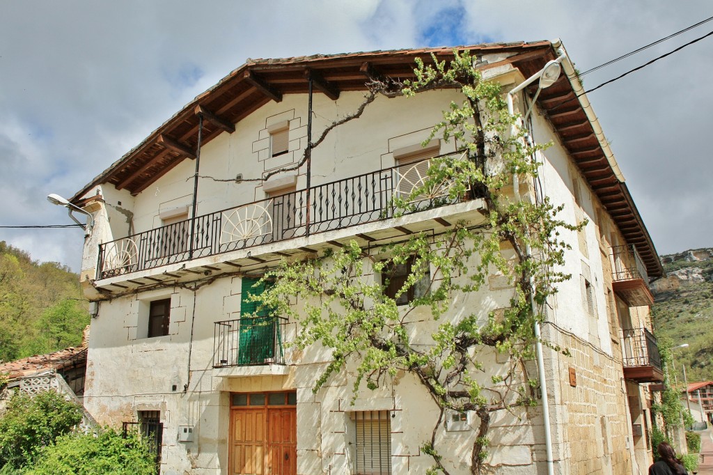 Foto: Vista del pueblo - Quintanilla Escalada (Burgos), España