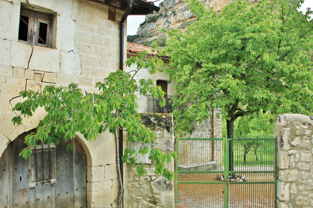 Foto: Vista del pueblo - Quintanilla Escalada (Burgos), España