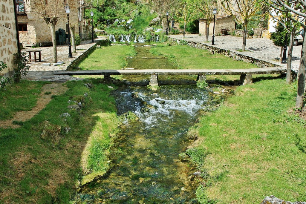 Foto: Arroyo - Orbaneja del Castillo (Burgos), España