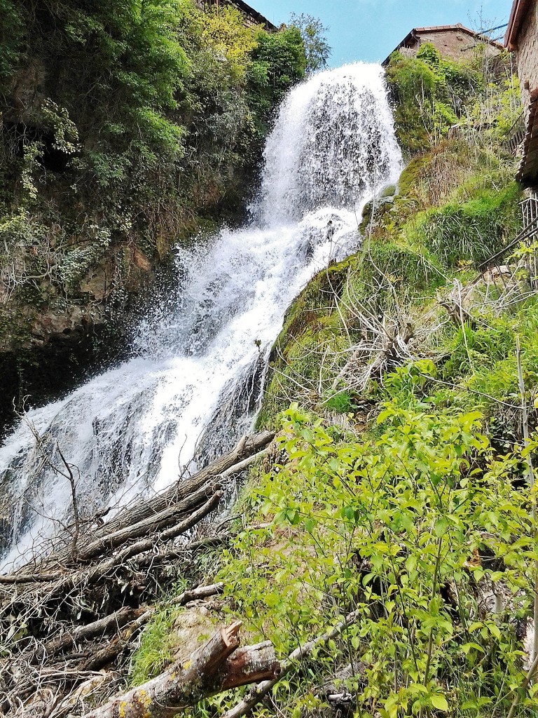 Foto: Cascada - Orbaneja del Castillo (Burgos), España