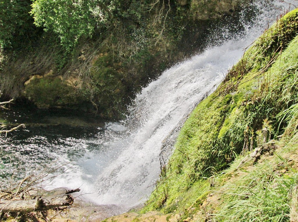 Foto: Cascada - Orbaneja del Castillo (Burgos), España