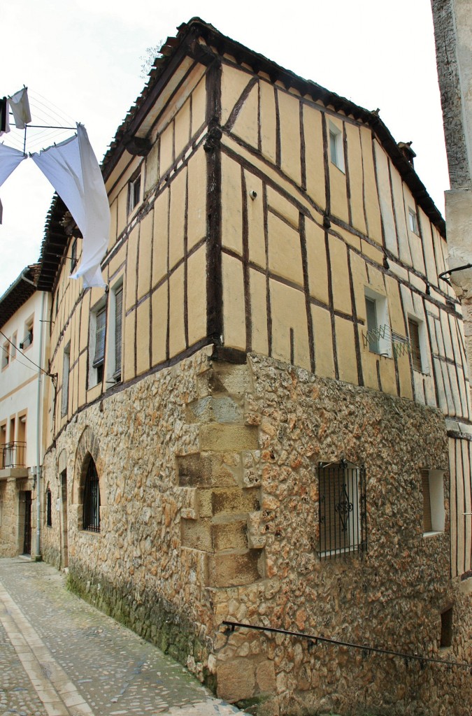 Foto: Centro histórico - Poza de la Sal (Burgos), España