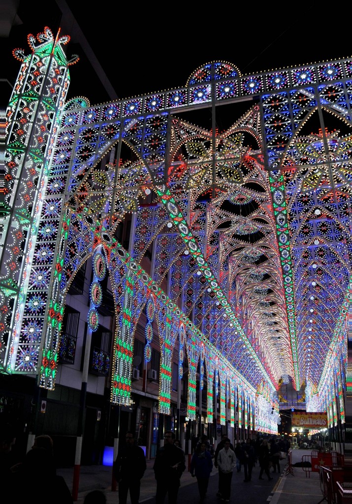 Foto: Iluminacion fallas - Valencia (València), España