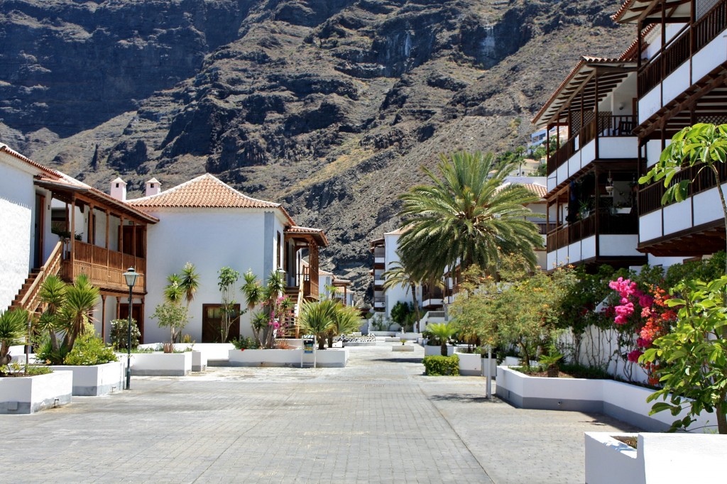 Foto: Vista del pueblo - Puerto de Santiago (Santa Cruz de Tenerife), España