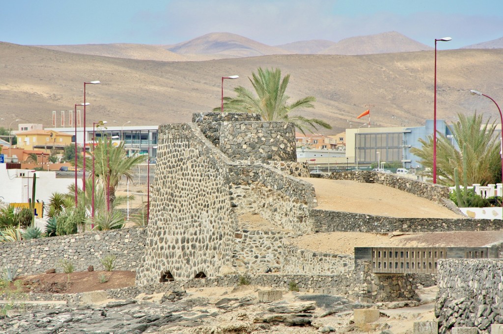 Foto: Hornos de cal - Puerto del Rosario (Fuerteventura) (Las Palmas), España