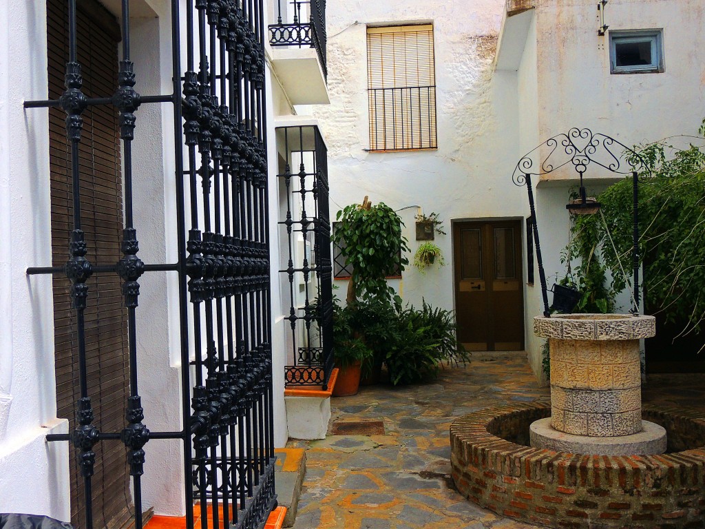 Foto: Plaza A.Galiano - Casares (Málaga), España