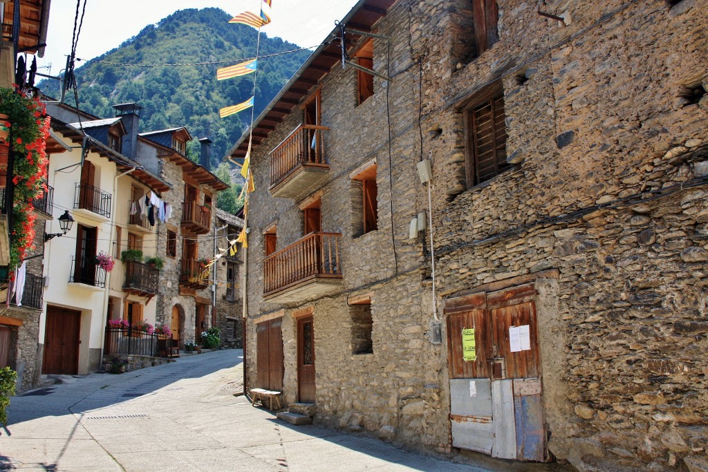 Foto: Villa medieval - Escalò (Lleida), España