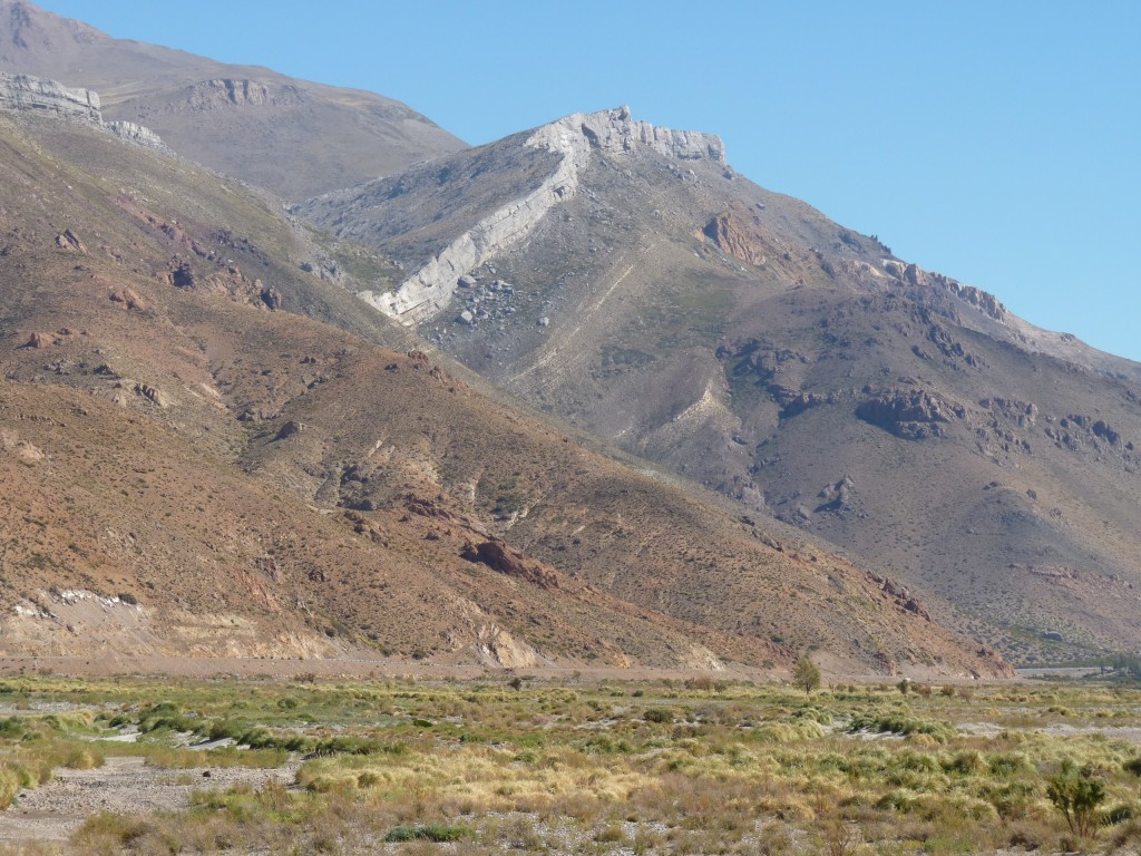 Foto: Bardas Blancas. Río Grande. - Malargüe (Mendoza), Argentina