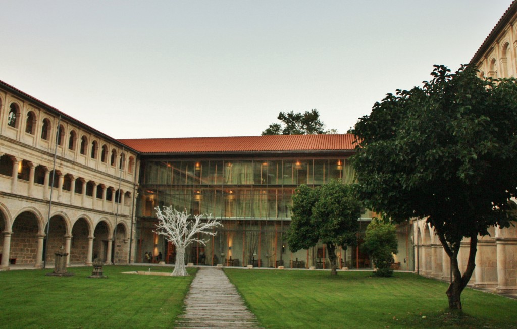 Foto: Monasterio de Santo Estevo - Nogueira de Ramuín (Ourense), España