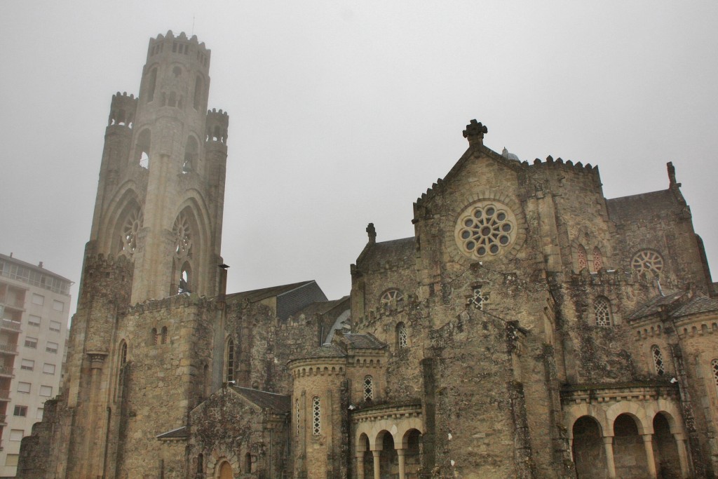 Foto: Templo de la Veracruz - O Carballiño (Ourense), España