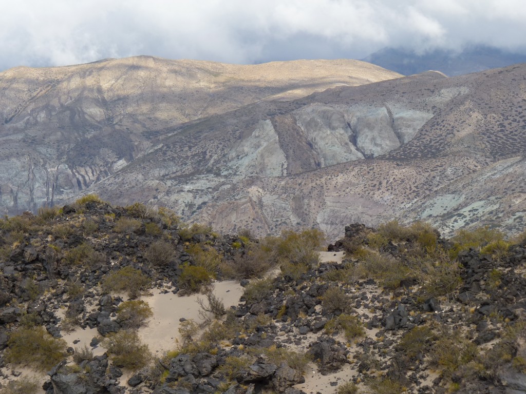 Foto: La Payunia. Río Grande. La Pasarela. - Malargüe (Mendoza), Argentina