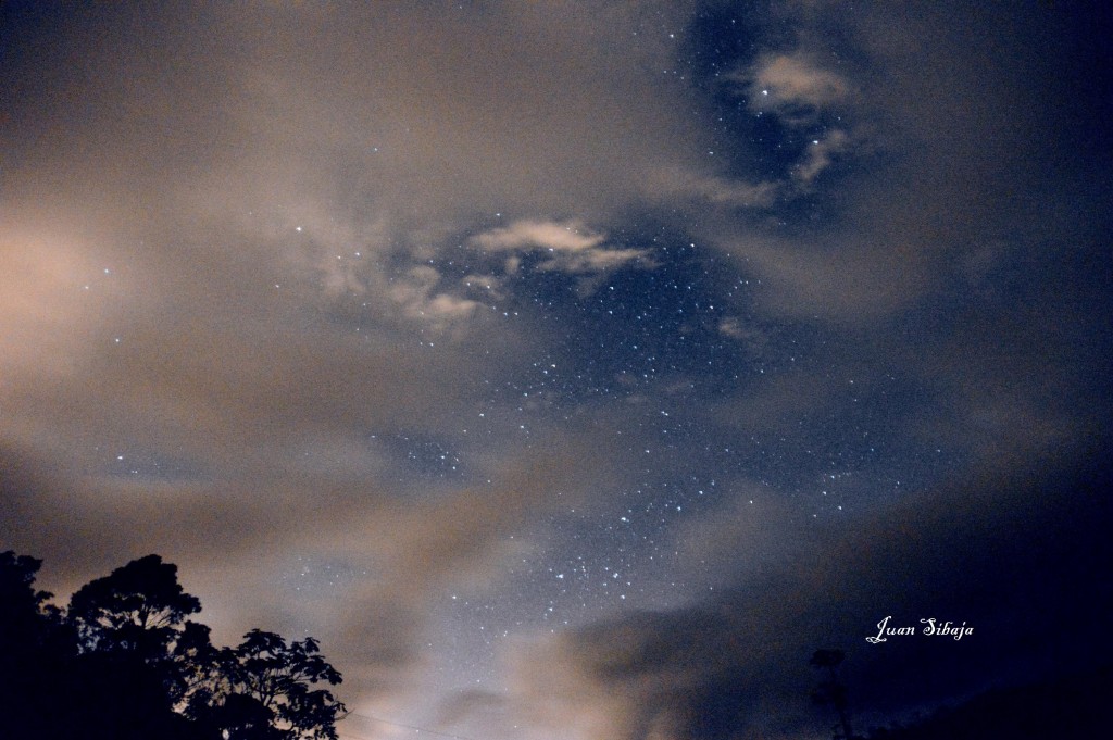 Foto: Luvia de meteoritos - Cinchona (Alajuela), Costa Rica