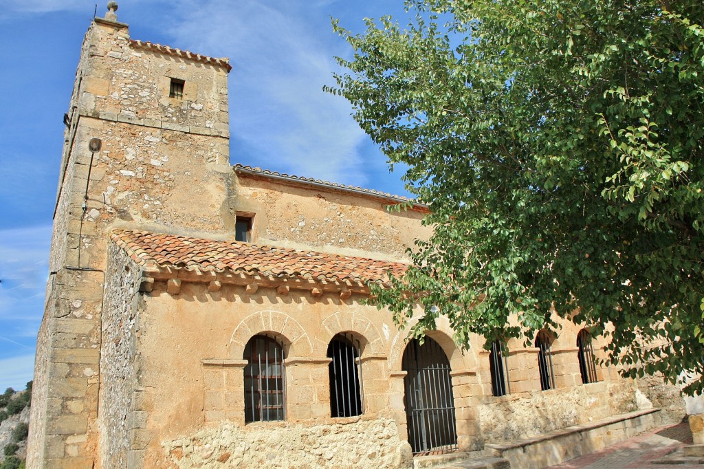 Foto: Iglesia de San Pedro - Las Cuevas de Soria (Soria), España