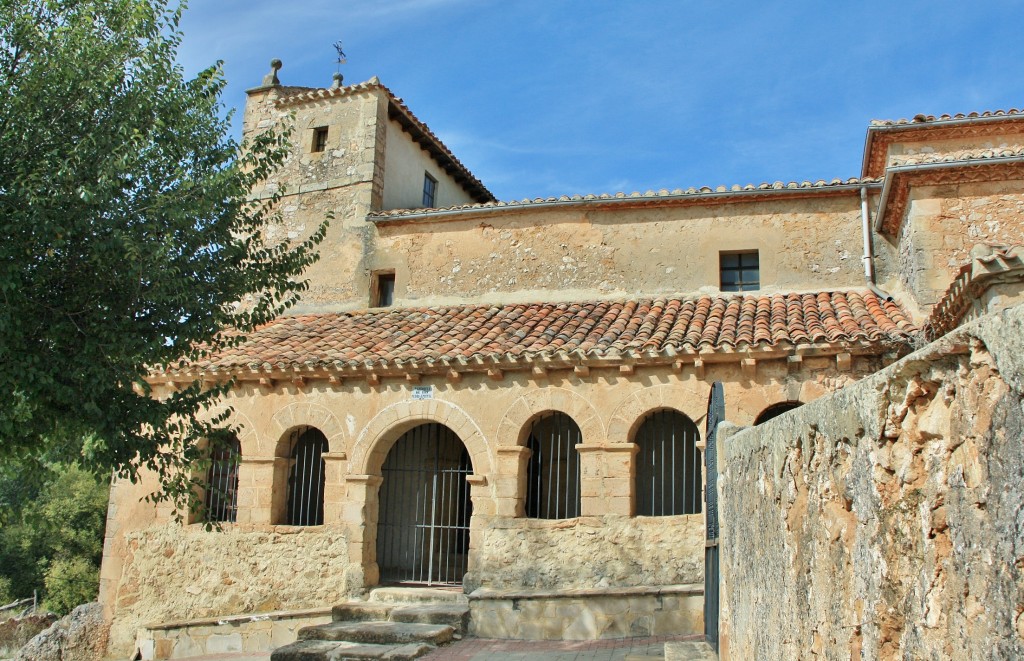 Foto: Iglesia de San Pedro - Las Cuevas de Soria (Soria), España