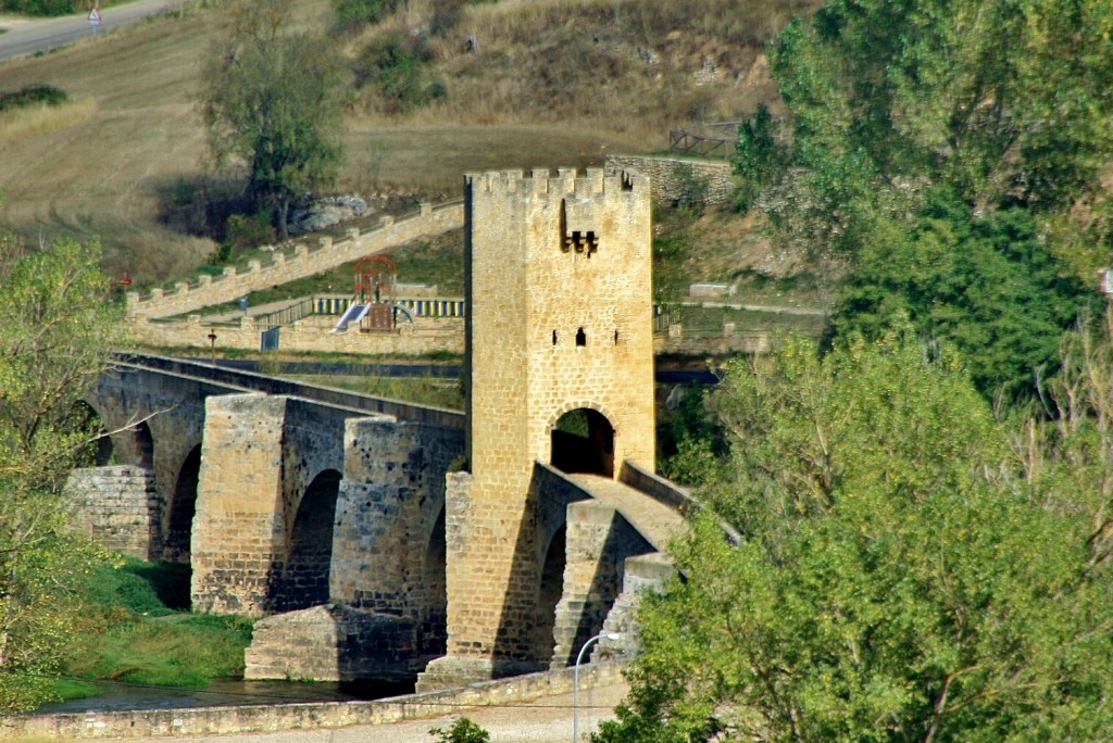 Foto: Puente medieval - Frias (Burgos), España