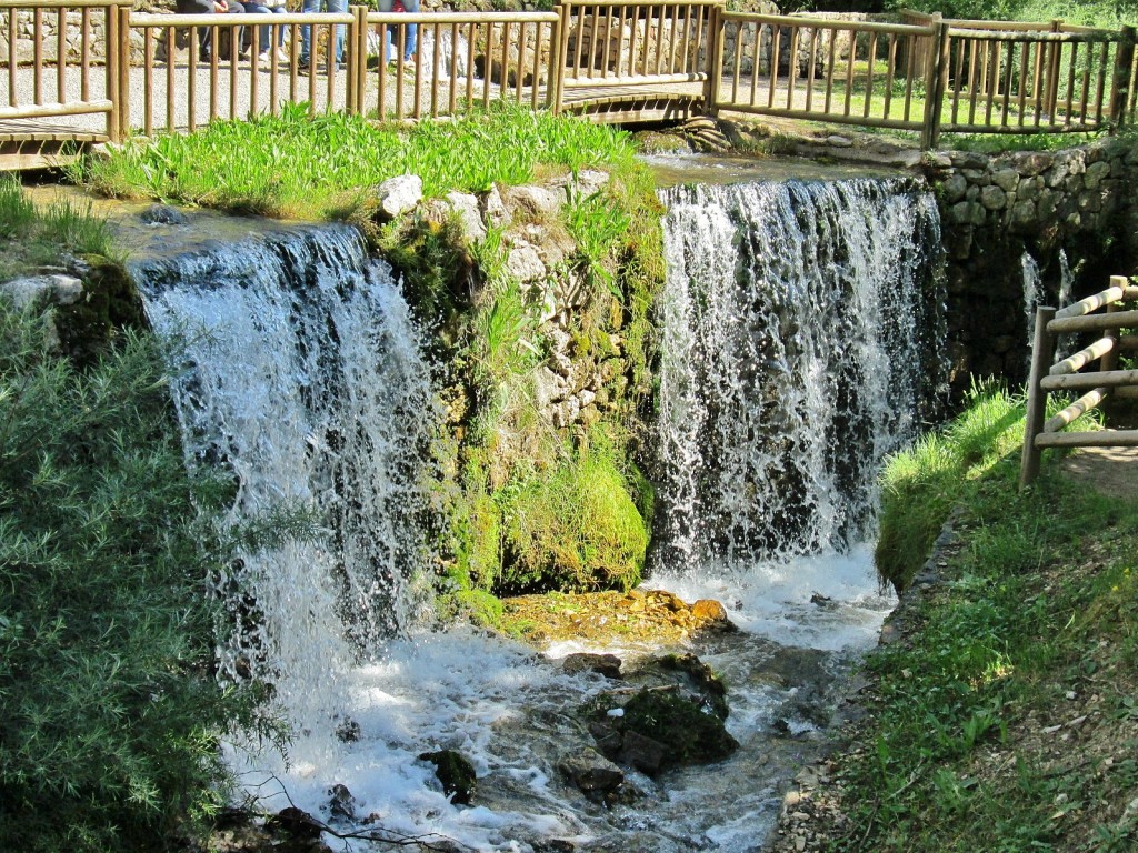 Foto: Nacimiento del rio Cardener - La Coma (Lleida), España