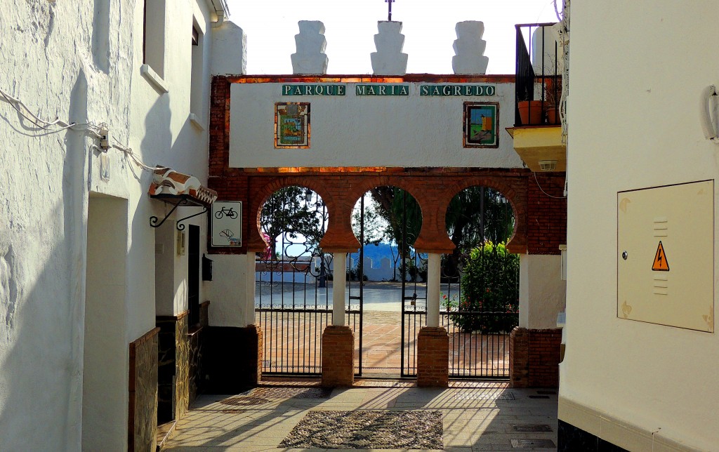 Foto: Entrada al Parque María Sagredo - Alozaina (Málaga), España