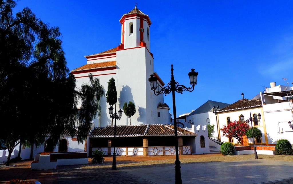 Foto: Iglesia Santa Ana - Alozaina (Málaga), España