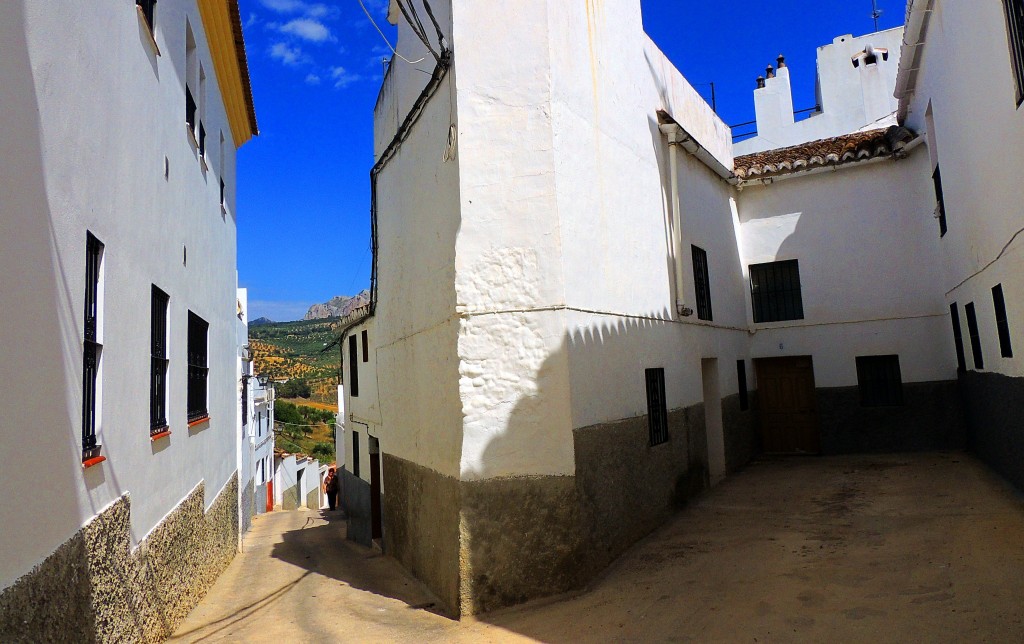 Foto: Calle Casas Largas - El Burgo (Málaga), España