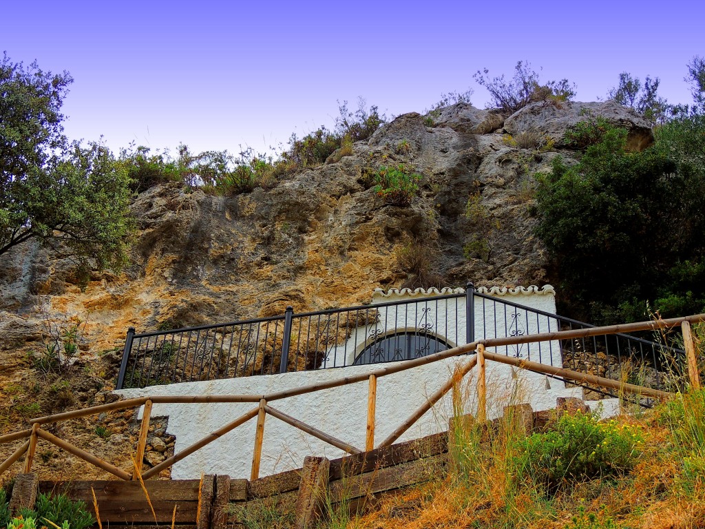 Foto: Ermita de Istán - Istán (Málaga), España