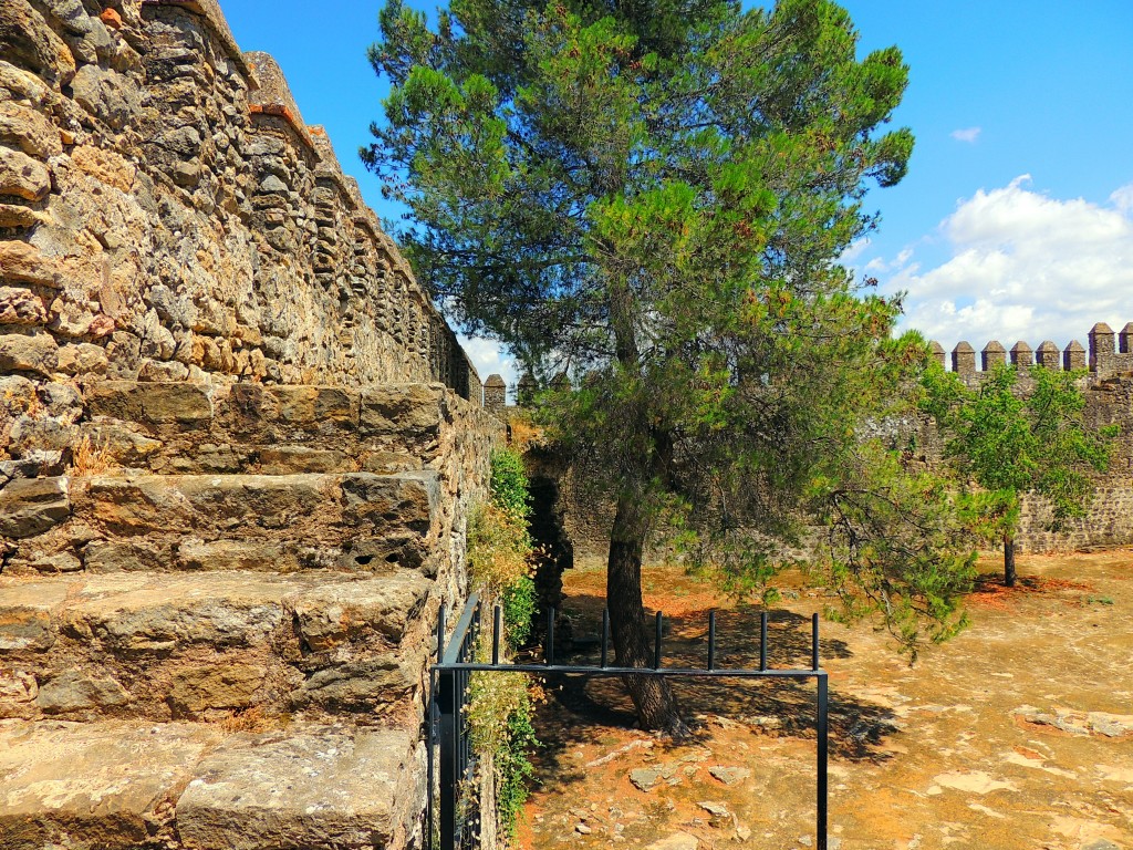 Foto: Castillo de las Aguzaderas - El Coronil (Sevilla), España