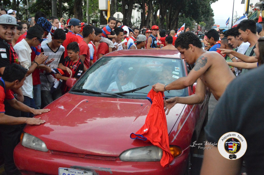 Foto: COSTA RICA PASA A CUARTOS DE FINAL EN EL MUNDIAL 2014 - Alajuela, Costa Rica