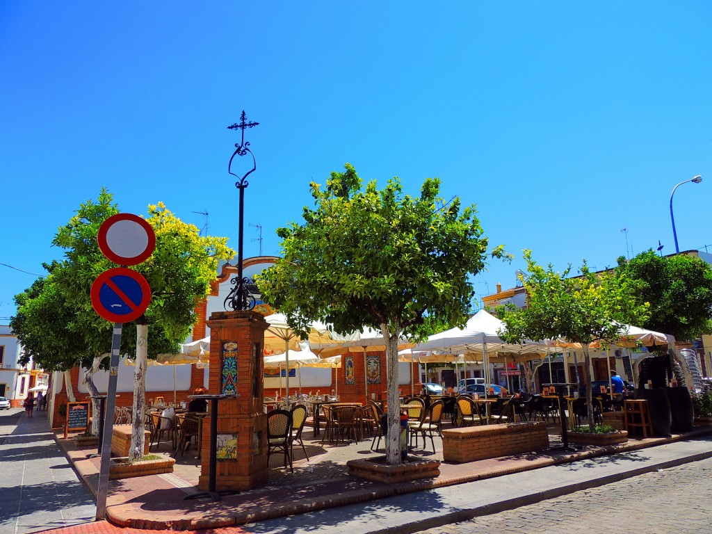 Foto: Plaza Ntra. Sra. del Rocio - Coria del Río (Sevilla), España