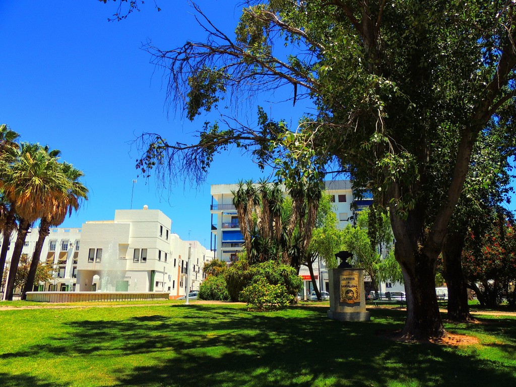 Foto: Jardines del Ayuntamiento - Isla Cristina (Huelva), España