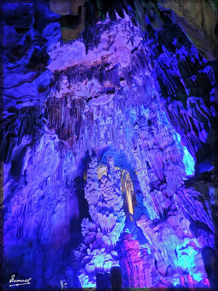 Foto: 140610-022 GUILIN CUEVA DE FLAUTA DE CAÑA - Guilin (Guangxi), China