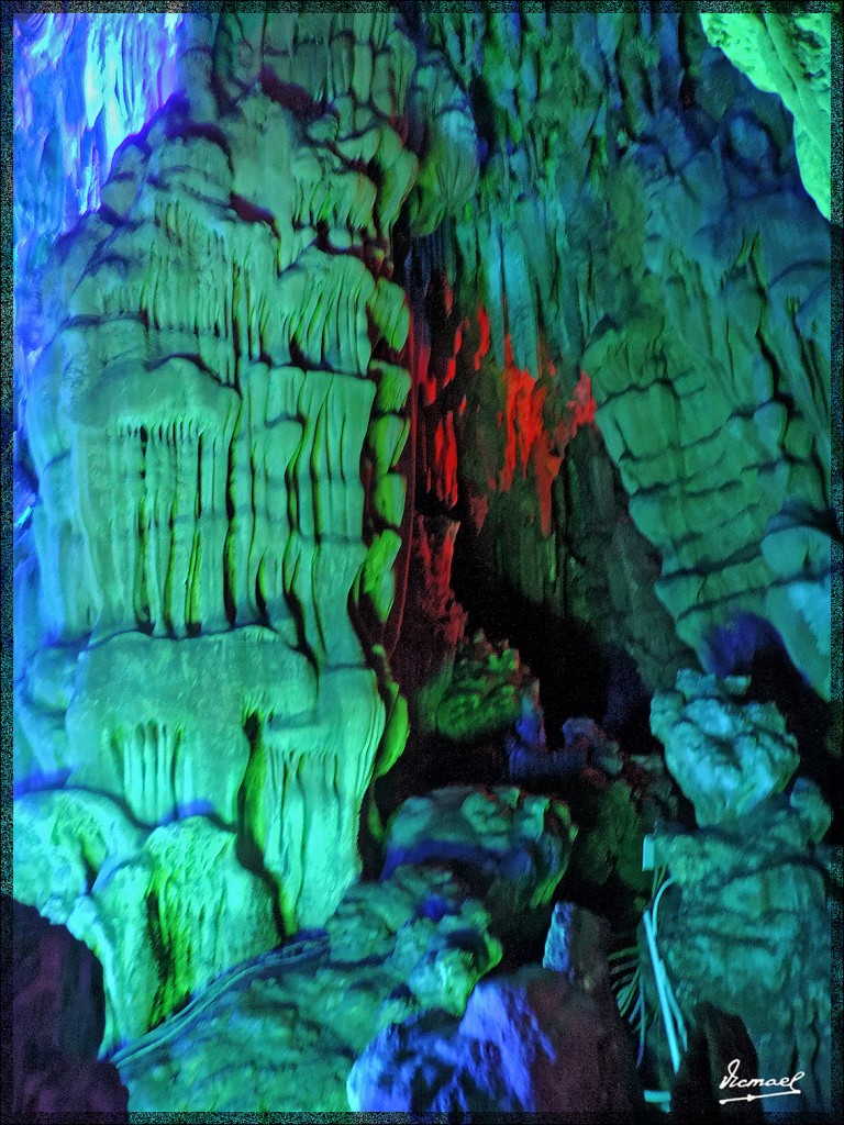 Foto: 140610-028 GUILIN CUEVA DE FLAUTA DE CAÑA - Guilin (Guangxi), China