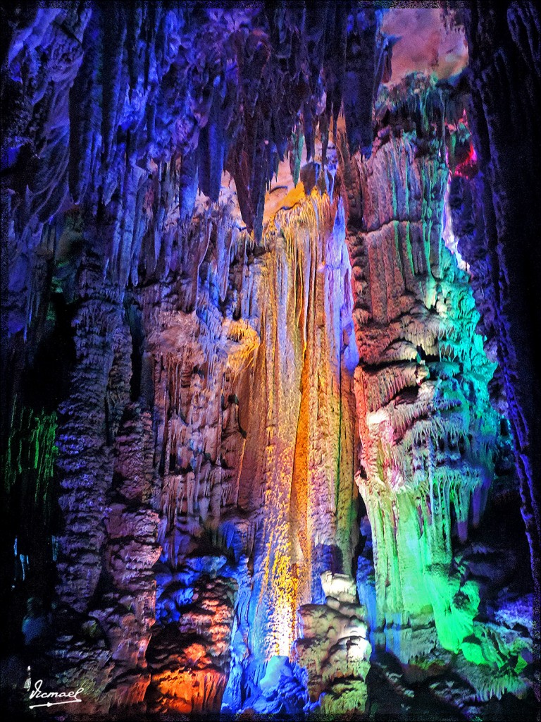 Foto: 140610-083 GUILIN CUEVA DE FLAUTA DE CAÑA - Guilin (Guangxi), China