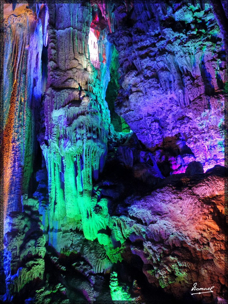 Foto: 140610-084 GUILIN CUEVA DE FLAUTA DE CAÑA - Guilin (Guangxi), China