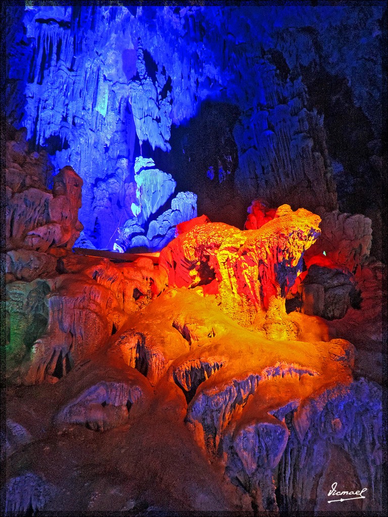 Foto: 140610-095 GUILIN CUEVA DE FLAUTA DE CAÑA - Guilin (Guangxi), China