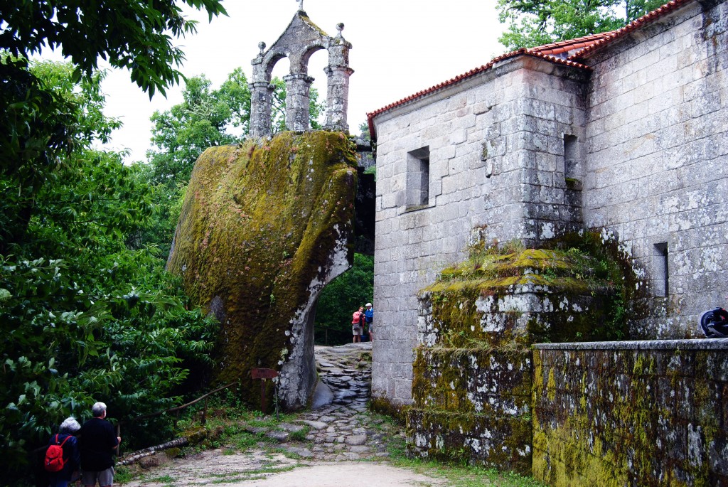 Foto de Monasterio San Pedro De Las Rocas (Ourense), España