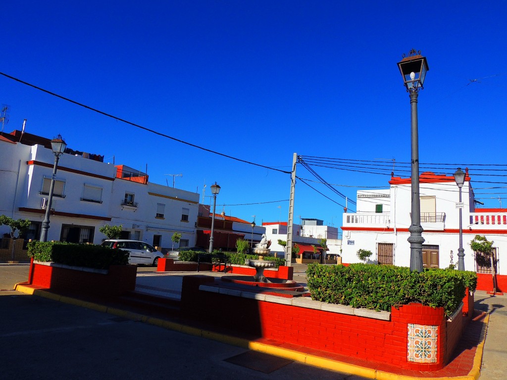 Foto: Plaza Ntra. Sra. del Carmen - Alfonso XIII (Sevilla), España