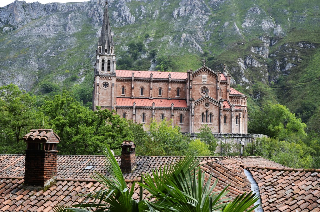 Foto de Santuario De Covadonga (Asturias), España