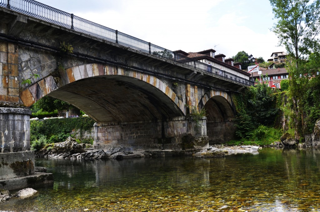 Foto de Cangas De Onis (Asturias), España