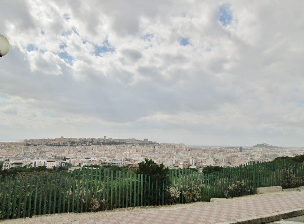 Foto: Vista de la ciudad - Cagliari (Sardinia), Italia