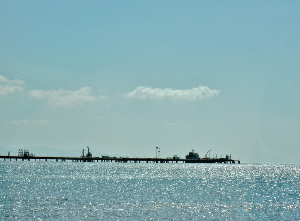 Foto: Puente del petroleo - Cagliari (Sardinia), Italia