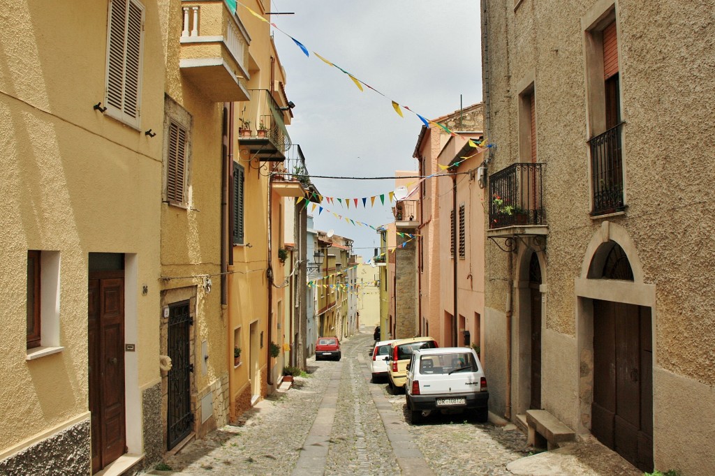 Foto: Vista del pueblo - Cuglieri (Sardinia), Italia