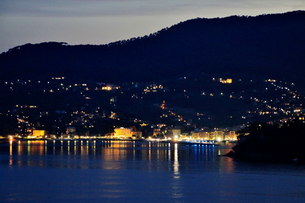 Foto: Vista del golfo del Tigullio - Rapallo (Liguria), Italia