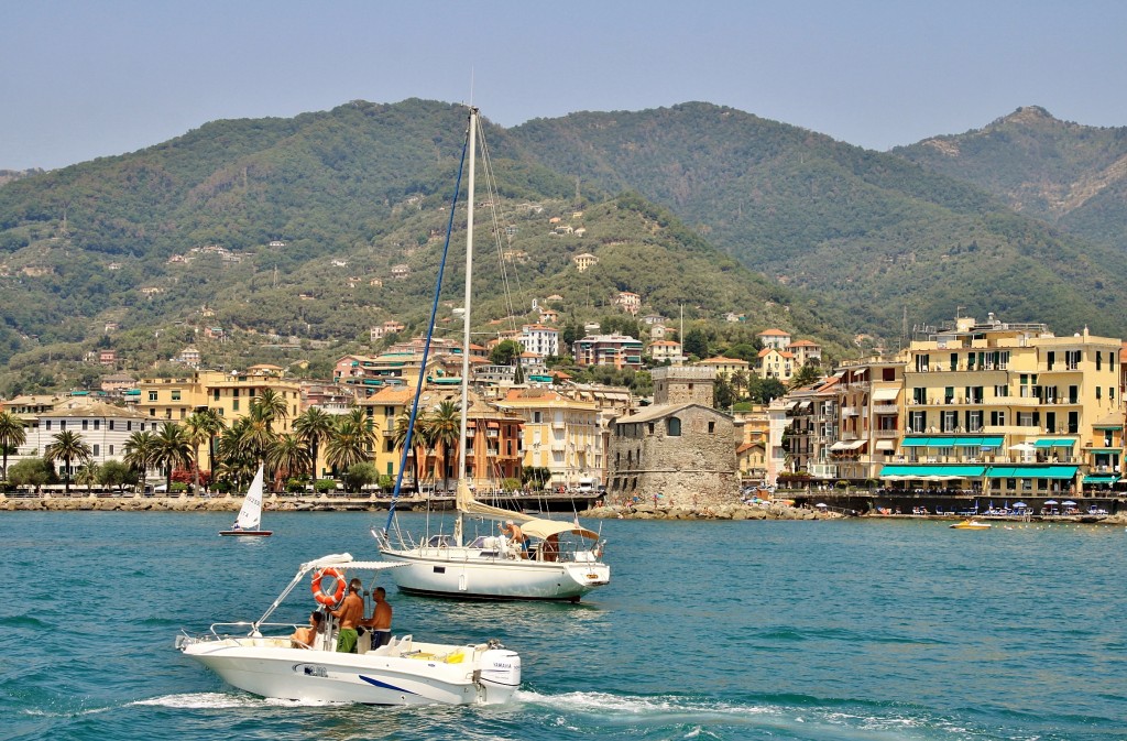 Foto: Navegando - Rapallo (Liguria), Italia