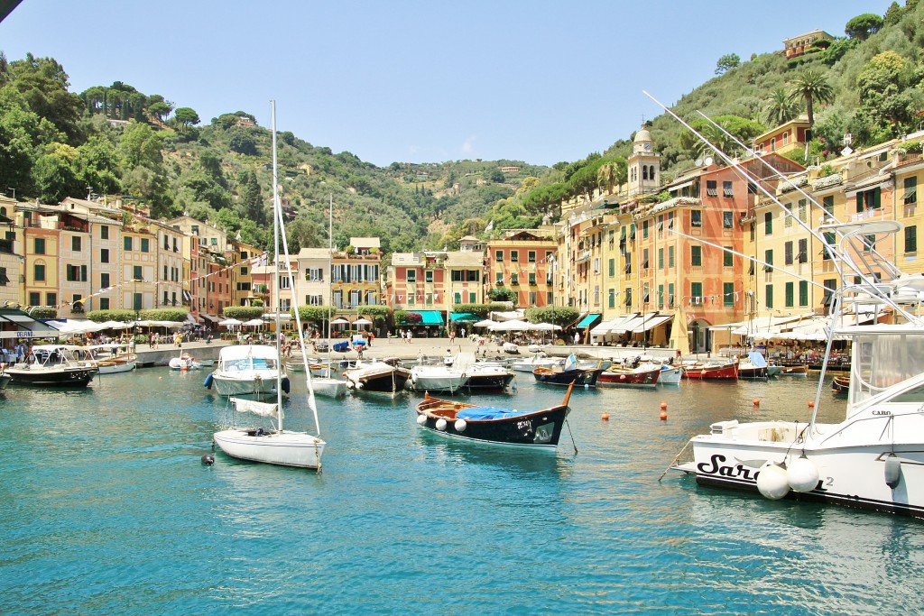 Foto: Vista del pueblo - Portofino (Liguria), Italia