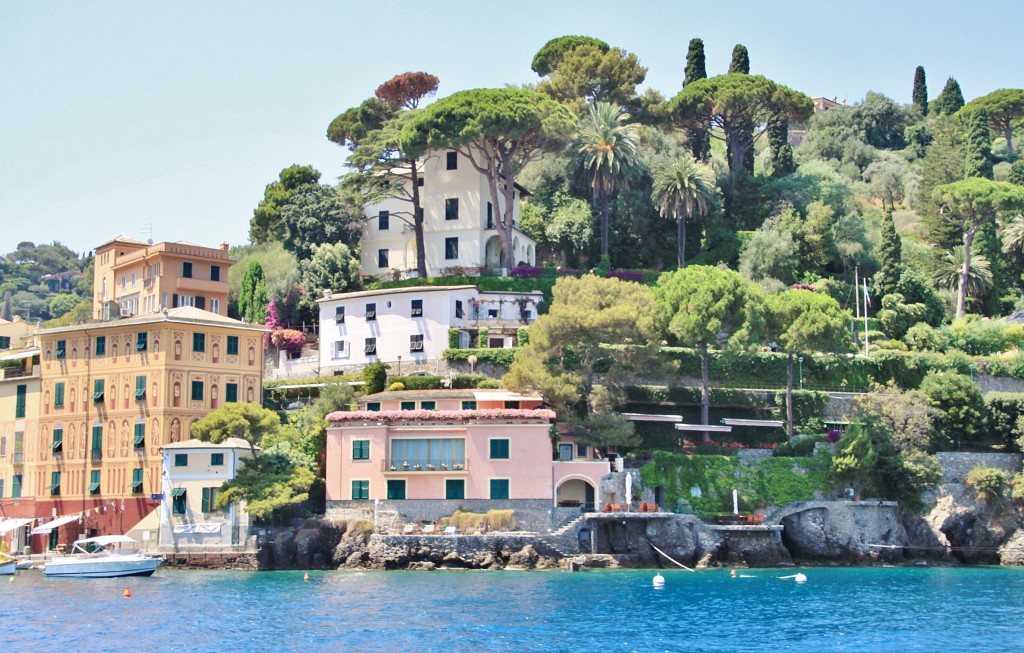 Foto: Vista del pueblo - Portofino (Liguria), Italia