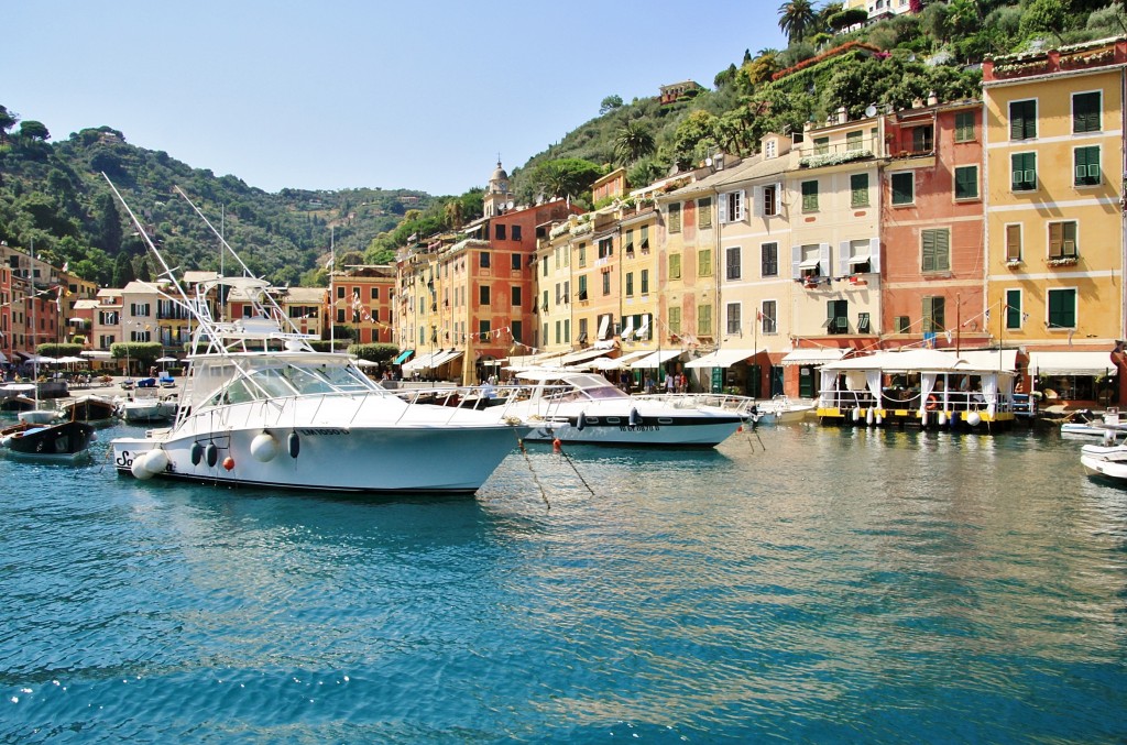 Foto: Vista del pueblo - Portofino (Liguria), Italia