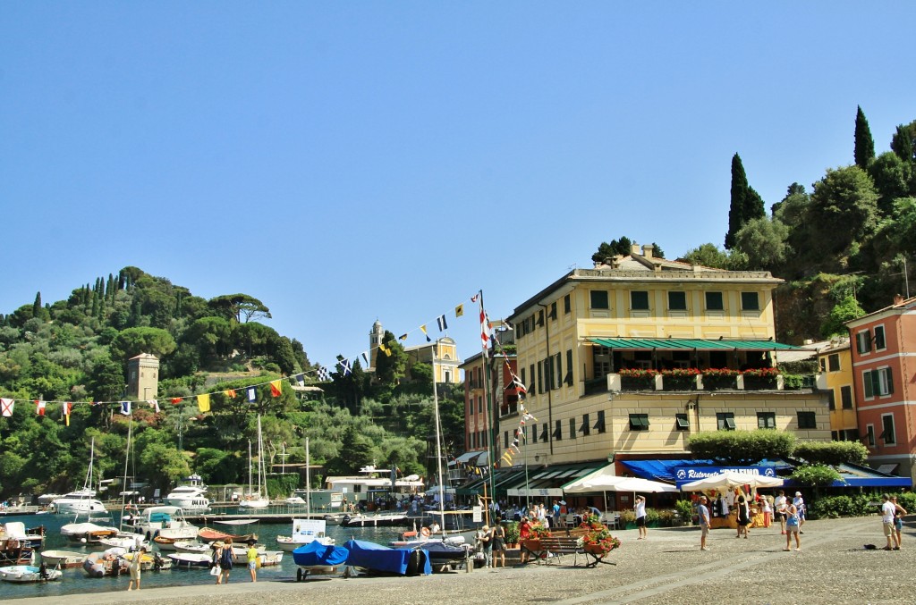 Foto: Vista del pueblo - Portofino (Liguria), Italia