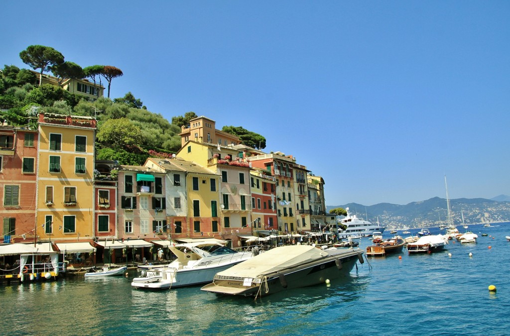 Foto: Vista del pueblo - Portofino (Liguria), Italia