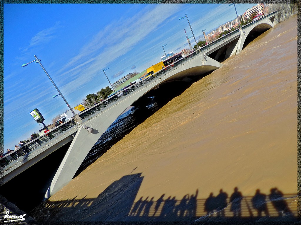 Foto: 150302-53 EBRo ENTRE PUENTES - Zaragoza (Aragón), España